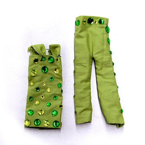 A green doll outfit. Click to enlarge image.