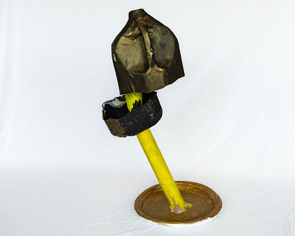 Idaho Squirrel Feeder. Click to enlarge